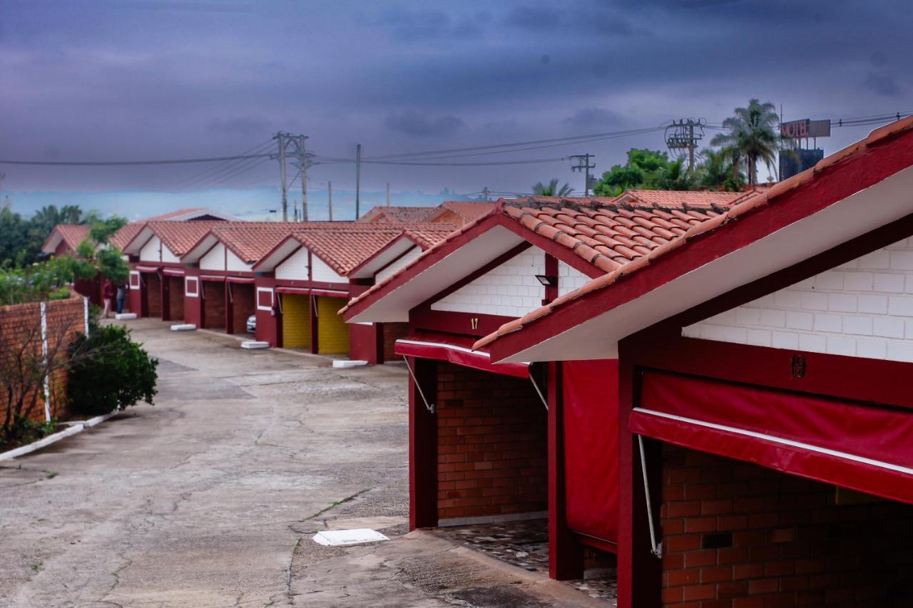 Hotel E Motel Madrugada Itu Exterior foto
